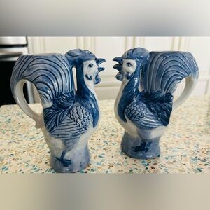 Vintage Blue White Chicken Rooster Porcelain 6” Vase Gravy Boat Pitcher  set 2